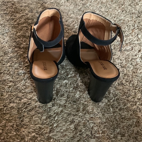 Bamboo heels - Picture 3 of 7